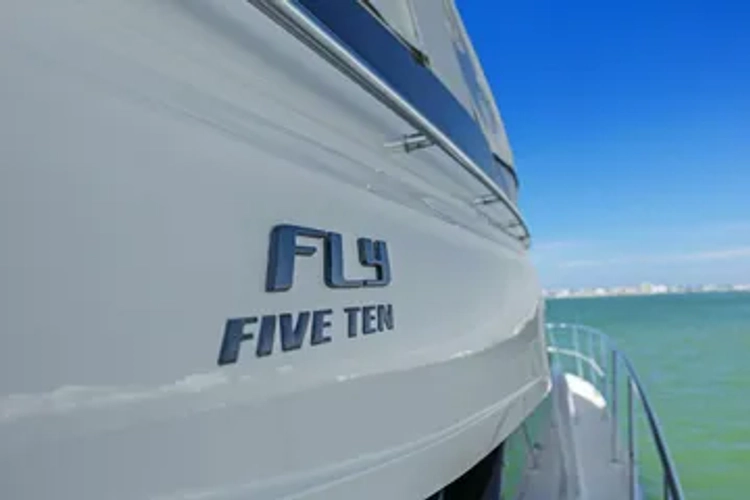 Prodigi Yacht Photos Pics 