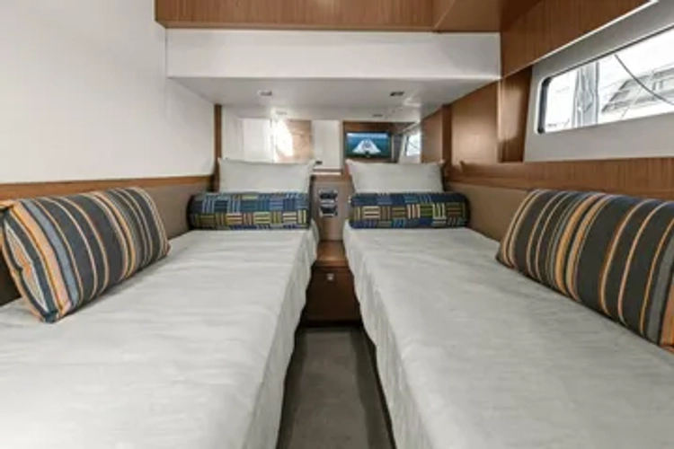 Prodigi Yacht Photos Pics 