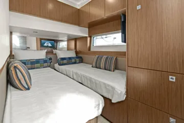 Prodigi Yacht Photos Pics 