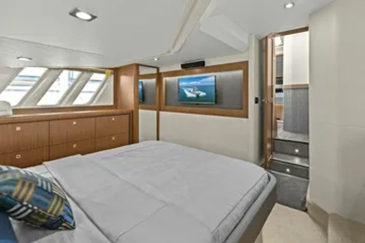 Prodigi Yacht Photos Pics 