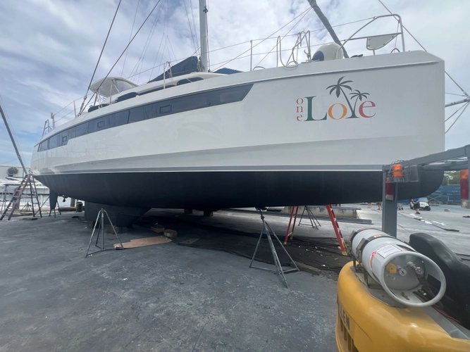 One Love Yacht Photos Pics 