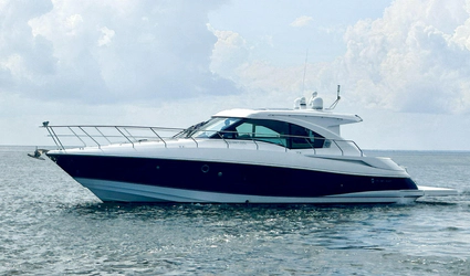 45' Cruisers Yachts 2016