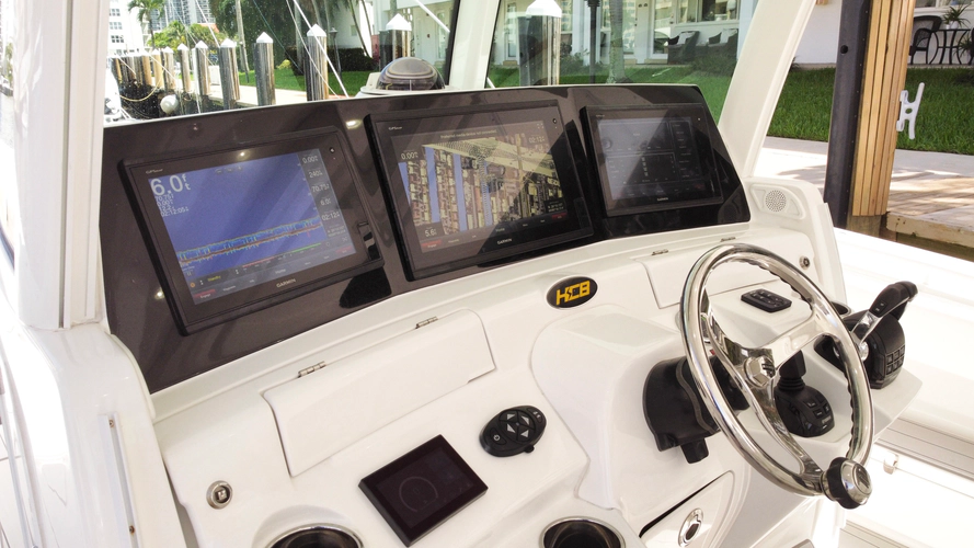 Reel Cowboy Yacht Photos Pics 