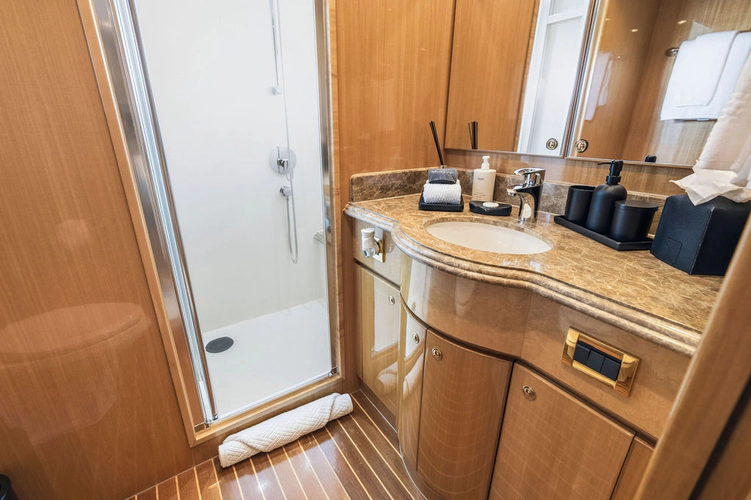 Perfect Harmony Yacht Photos Pics 