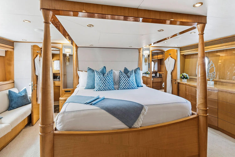 Perfect Harmony Yacht Photos Pics 