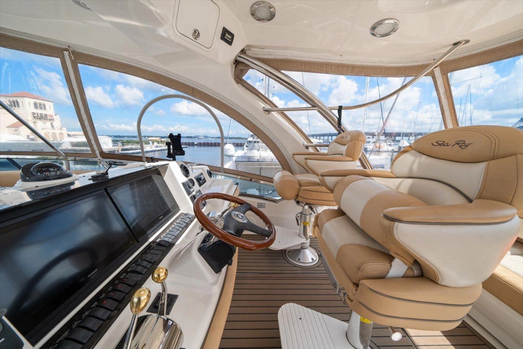 Vivid Imagination Yacht Photos Pics 