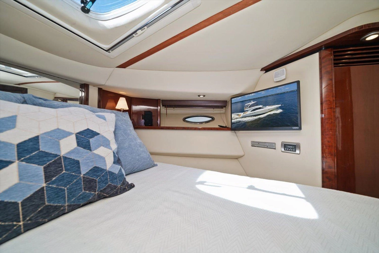 Vivid Imagination Yacht Photos Pics 