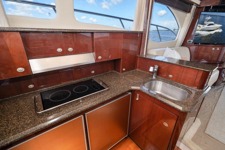 Vivid Imagination Yacht Photos Pics 