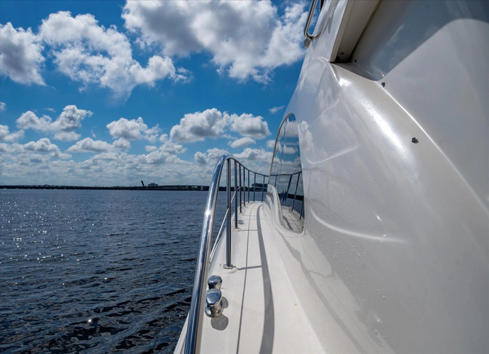 Vivid Imagination Yacht Photos Pics 