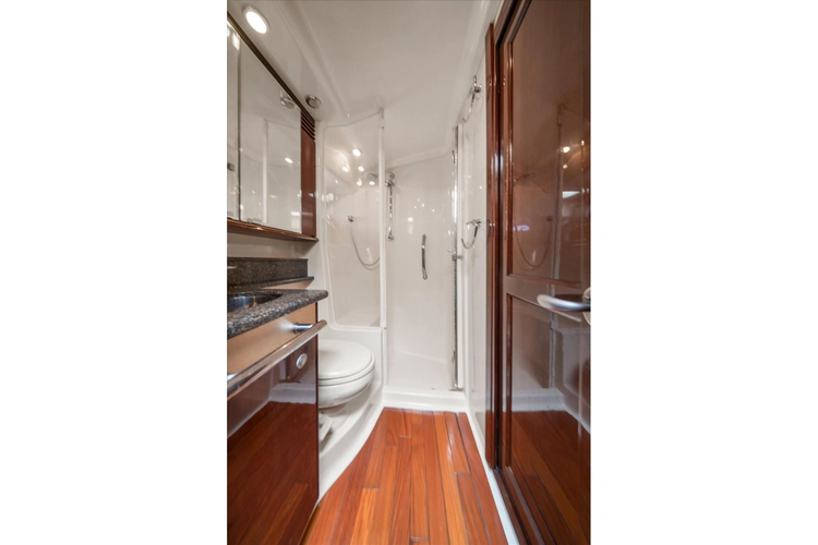 Vivid Imagination Yacht Photos Pics 