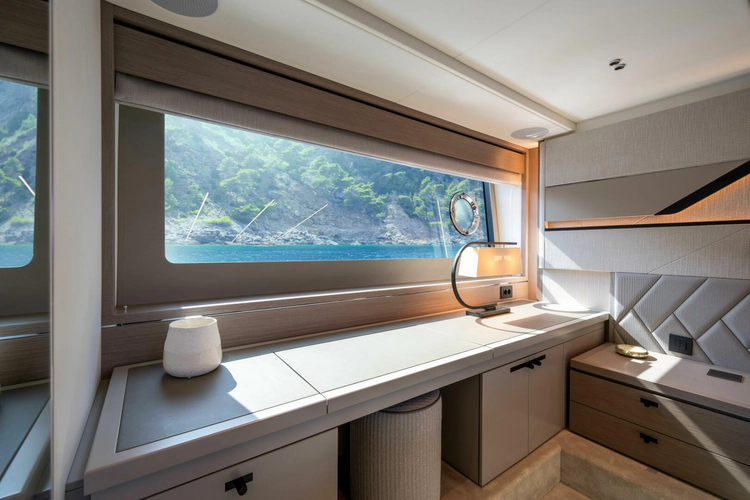 75 Sport Yacht Yacht Photos Pics 