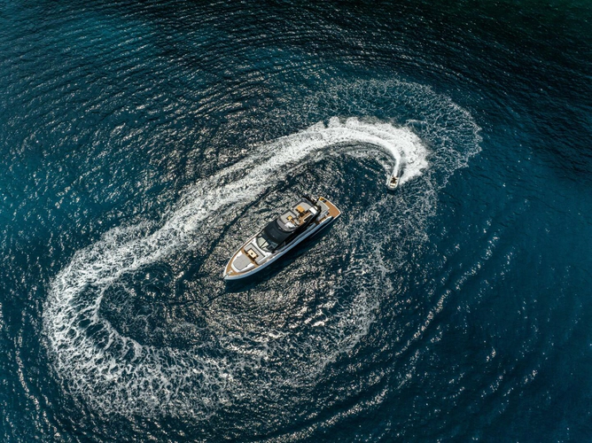 75 Sport Yacht Yacht Photos Pics 