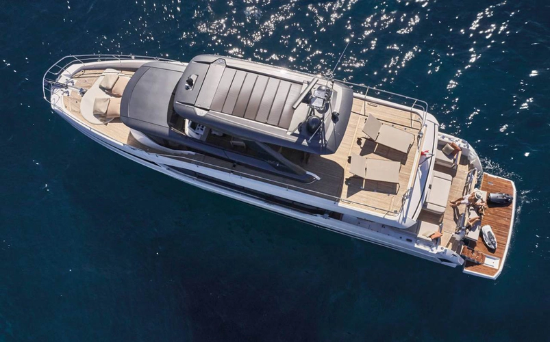 X70 Yacht Photos Pics 