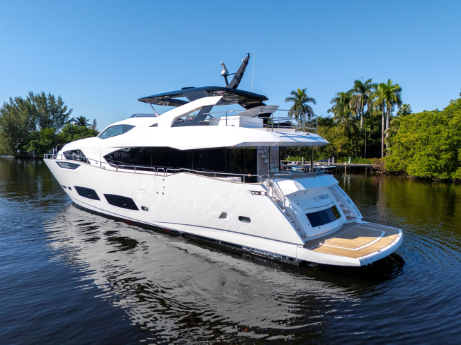 95 Yacht Yacht Photos Pics 