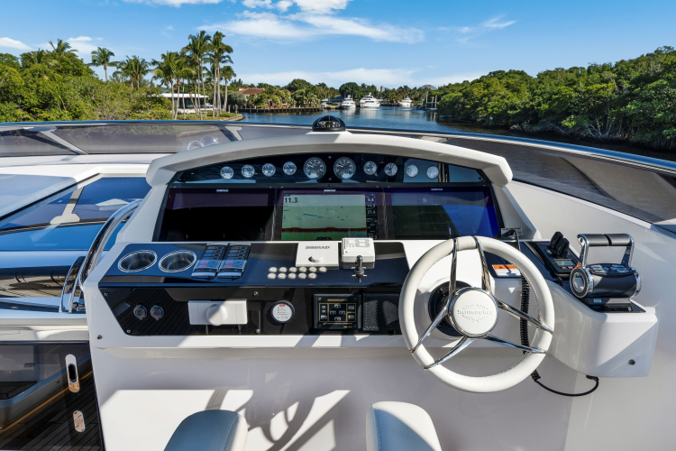 95 Yacht Yacht Photos Pics 