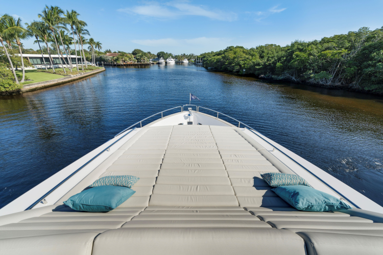 95 Yacht Yacht Photos Pics 