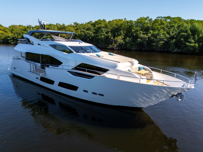 95 Yacht Yacht Photos Pics 