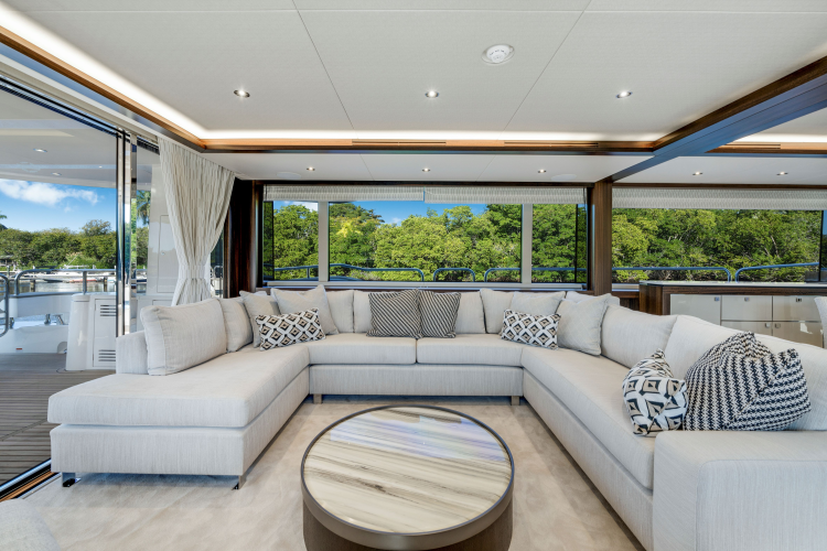 95 Yacht Yacht Photos Pics 