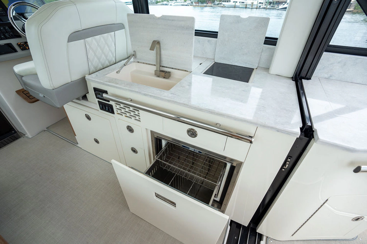 Carpe Diem Yacht Photos Pics 