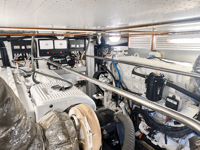 Out Of Bounds Yacht Photos Pics 