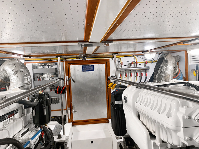Out Of Bounds Yacht Photos Pics 