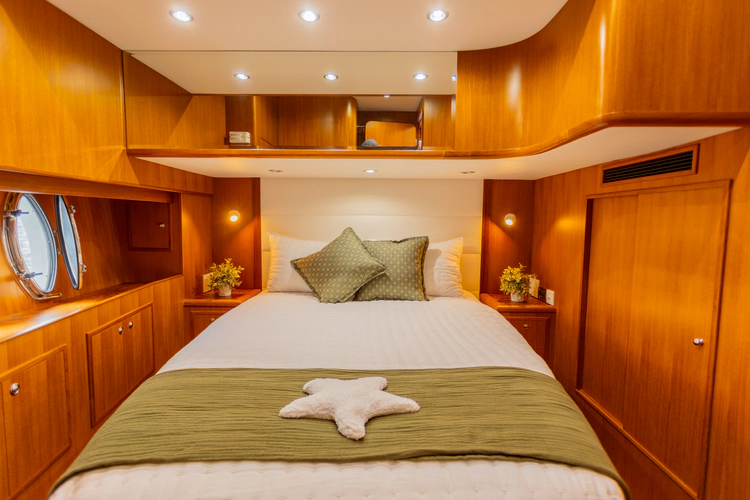 Out Of Bounds Yacht Photos Pics 