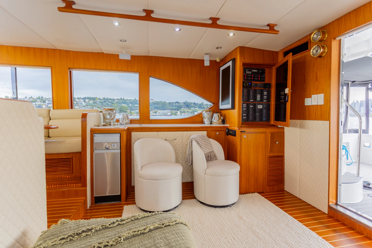 Out Of Bounds Yacht Photos Pics 