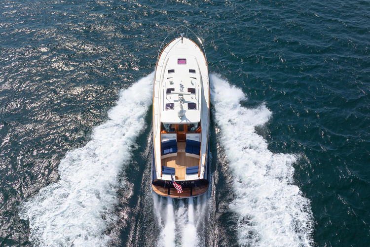 Ruckus Yacht Photos Pics 