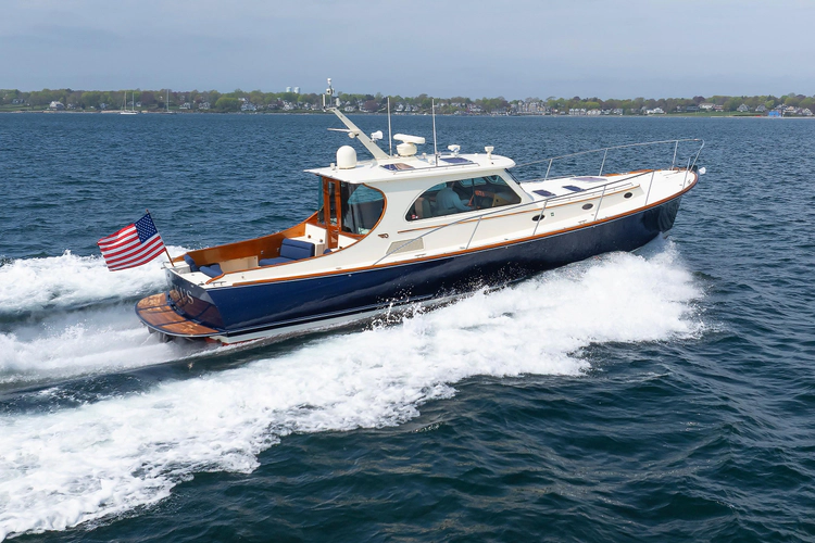 Ruckus Yacht Photos Pics 