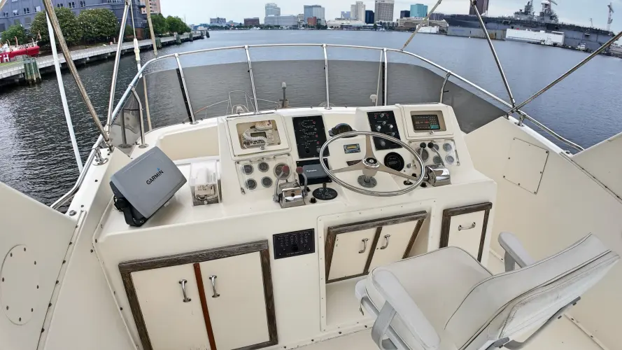 Hooch Yacht Photos Pics 