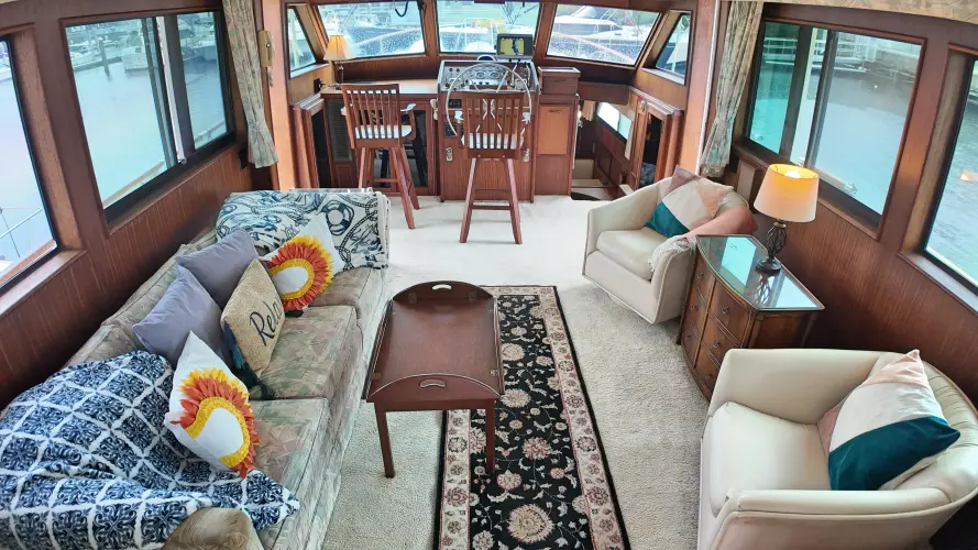 Hooch Yacht Photos Pics 