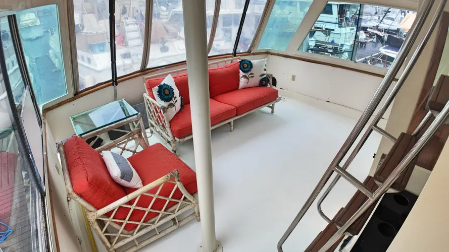 Hooch Yacht Photos Pics 