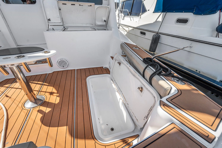 Mamasita Yacht Photos Pics 