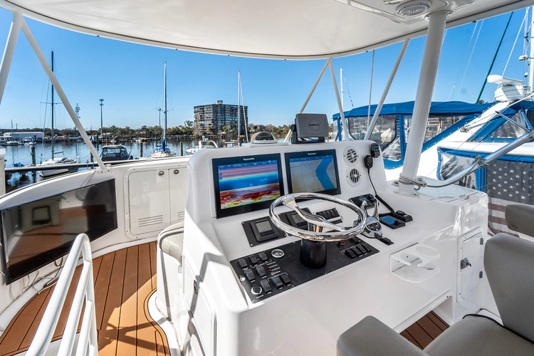 Mamasita Yacht Photos Pics 