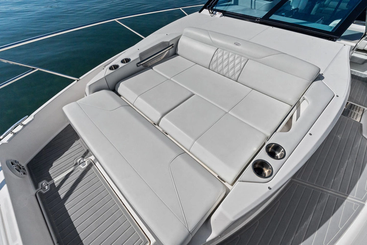 Blue Eyes Yacht Photos Pics 