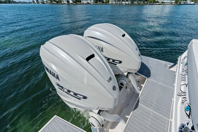 Blue Eyes Yacht Photos Pics 