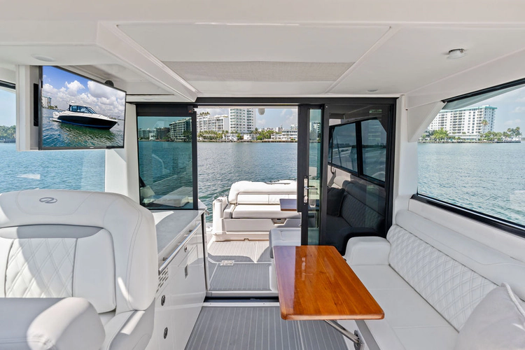 Blue Eyes Yacht Photos Pics 