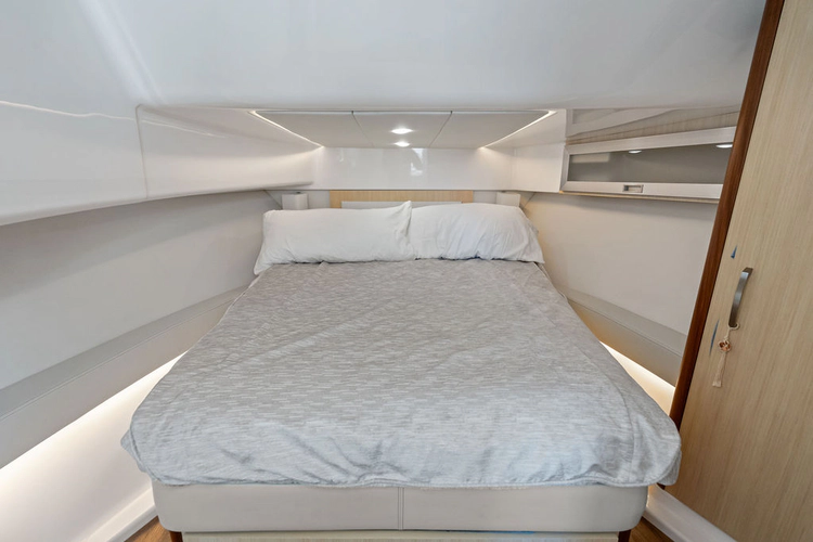 Blue Eyes Yacht Photos Pics 