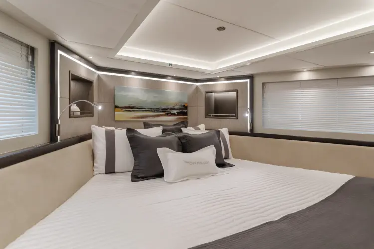 Gyrfalcon Yacht Photos Pics 