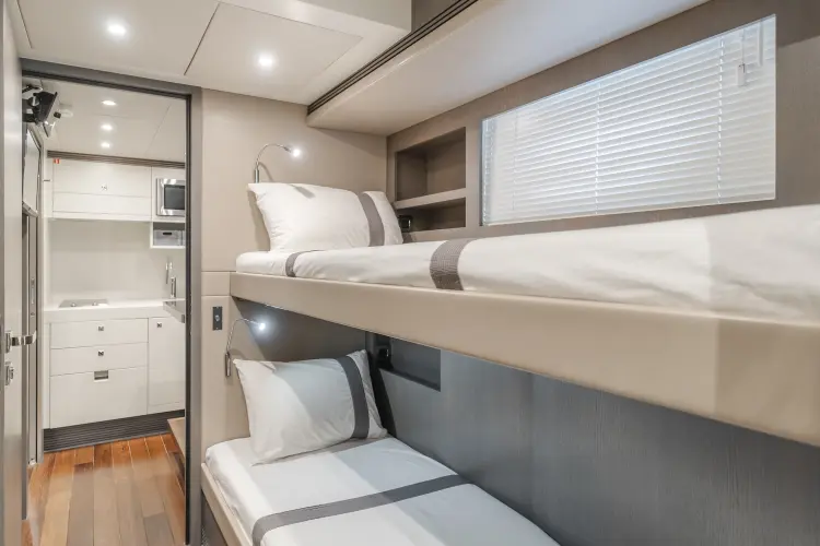 Gyrfalcon Yacht Photos Pics 
