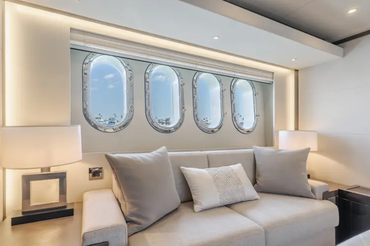 Gyrfalcon Yacht Photos Pics 