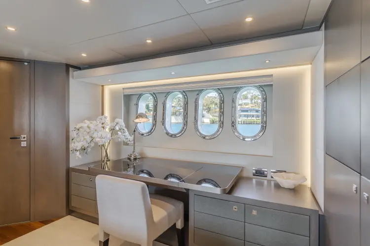 Gyrfalcon Yacht Photos Pics 