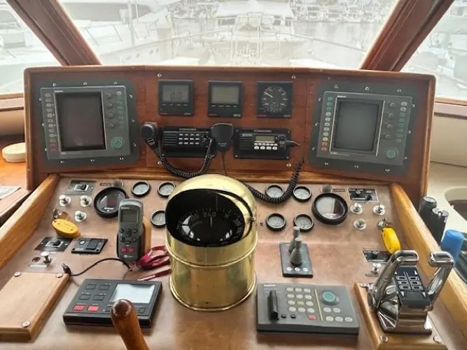 Day Light Yacht Photos Pics 