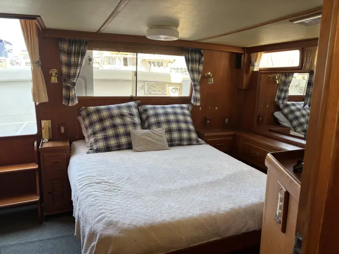 Day Light Yacht Photos Pics 