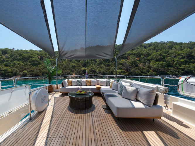 Daydream2 Yacht Photos Pics 