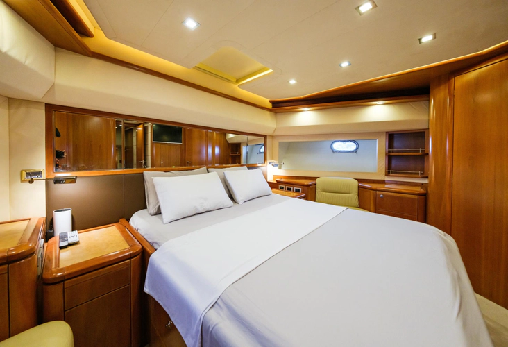 Daydream2 Yacht Photos Pics 