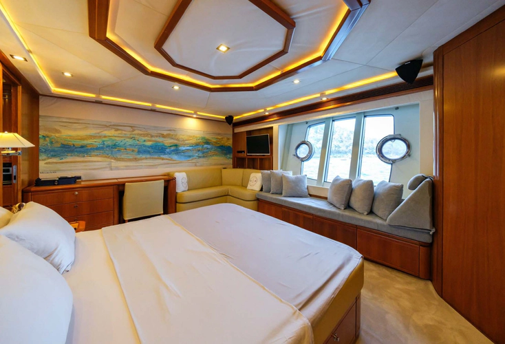 Daydream2 Yacht Photos Pics 