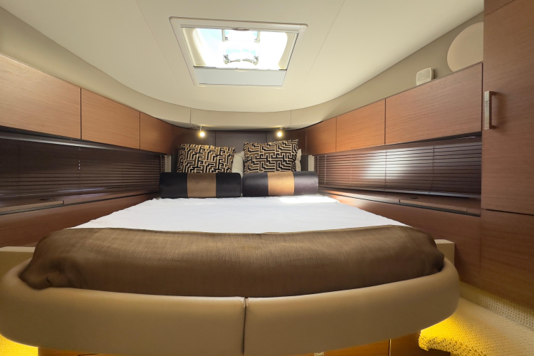 Baby Pie Yacht Photos Pics 