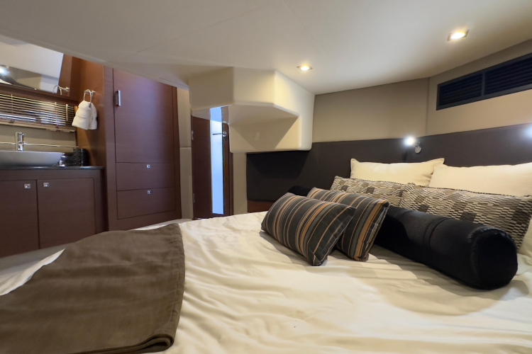 Baby Pie Yacht Photos Pics 