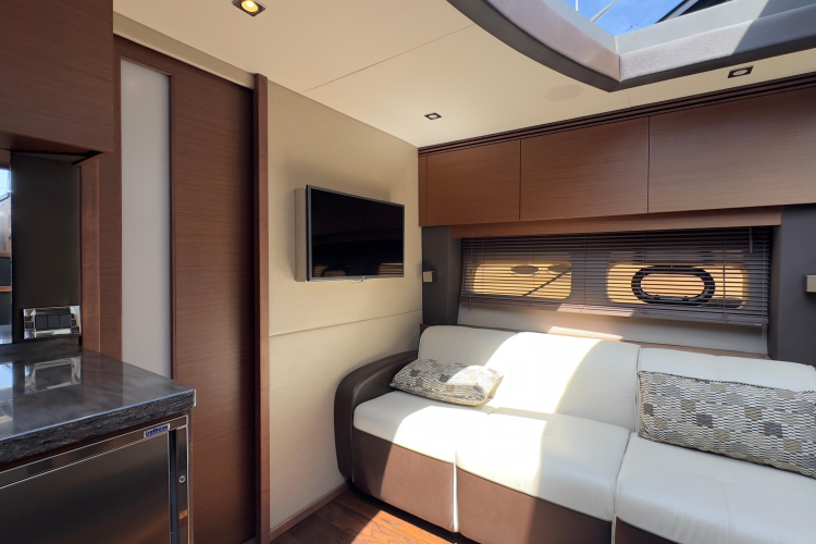 Baby Pie Yacht Photos Pics 